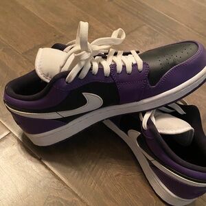 Jordan Purple low top ones 8.5 men